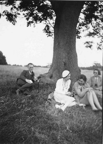 hh julie leech lady runciman leslie clarkson susan slade 0370-0016